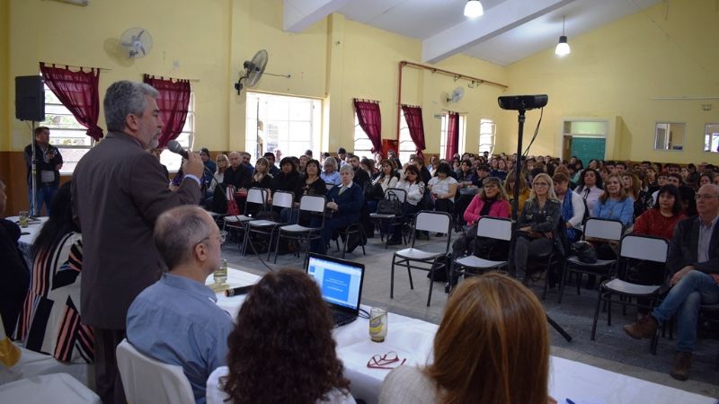 Educación capacitó a docentes para la implementación de Secundaria 2030