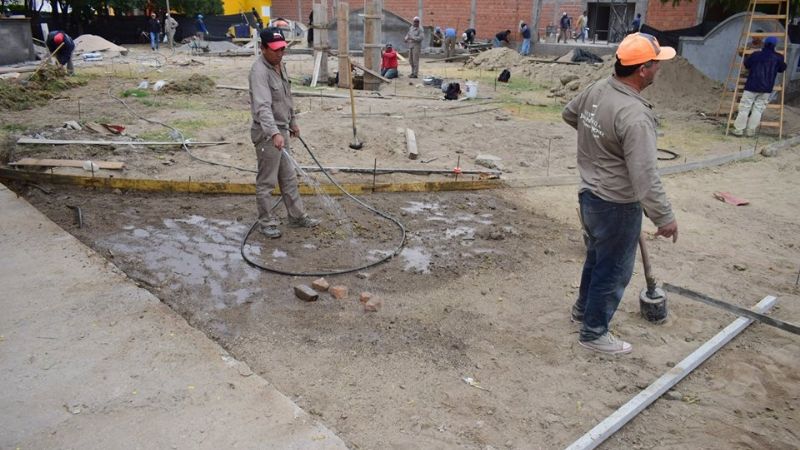 Se avanza con la obra de la plazoleta y monumento a los Héroes de Malvinas