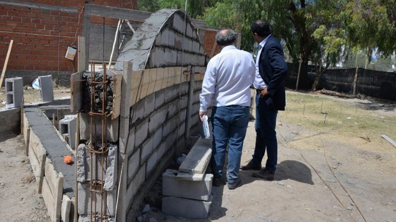 Se avanza con la obra de la plazoleta y monumento a los Héroes de Malvinas