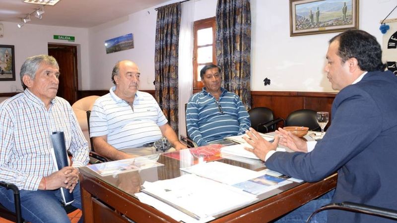 Se avanza con la obra de la plazoleta y monumento a los Héroes de Malvinas