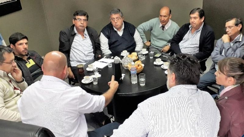 Intersindical Minera con Micone y el vice de Yamana, por Agua Rica