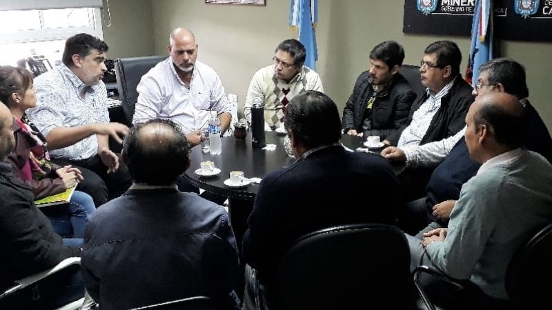 Intersindical Minera con Micone y el vice de Yamana, por Agua Rica