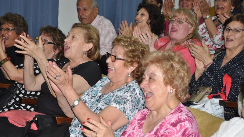 Cursos y talleres para adultos mayores