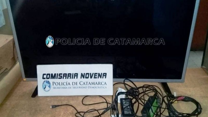Le robaron el televisor y lo encontraron en una despensa