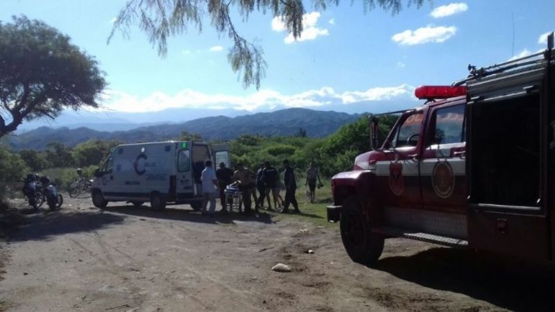 Una niña que cayó a las aguas del Río del Valle en La Carrera