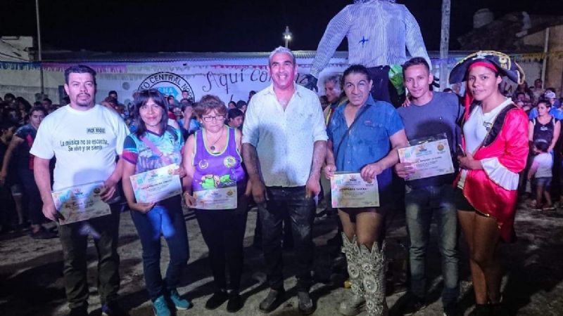 Recreo despidió los carnavales a pura fiesta