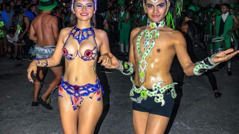 Recreo despidió los carnavales a pura fiesta