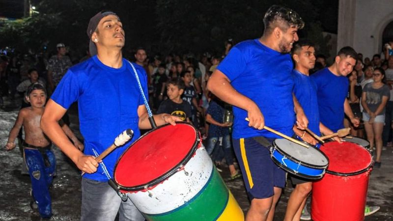 Recreo despidió los carnavales a pura fiesta