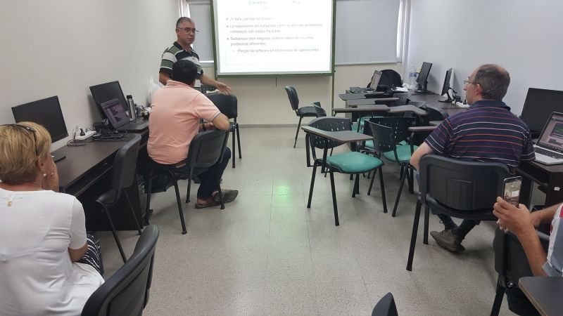 “La computación debe ser incorporada en los planes de estudio de todos los niveles”