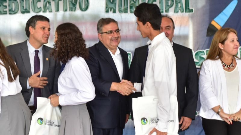 Comenzaron las clases en escuelas municipales de la Capital