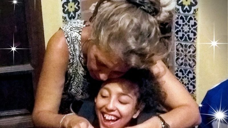 Madre de joven discapacitada pasará el Día de la Mujer con una protesta en OSEP