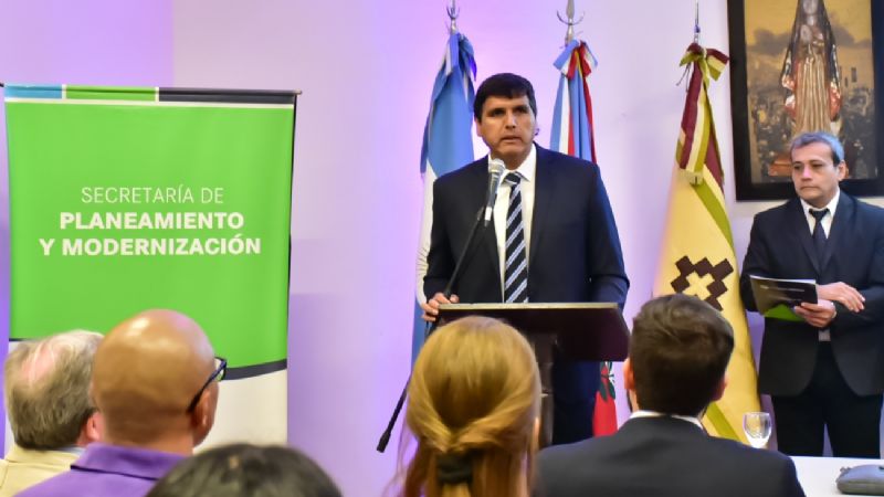 Convocante capacitación sobre comunicación, liderazgo y redes sociales