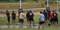 NO ALCANZÓ el esfuerzo de Los Hurones para desalojar el agua de su cancha.