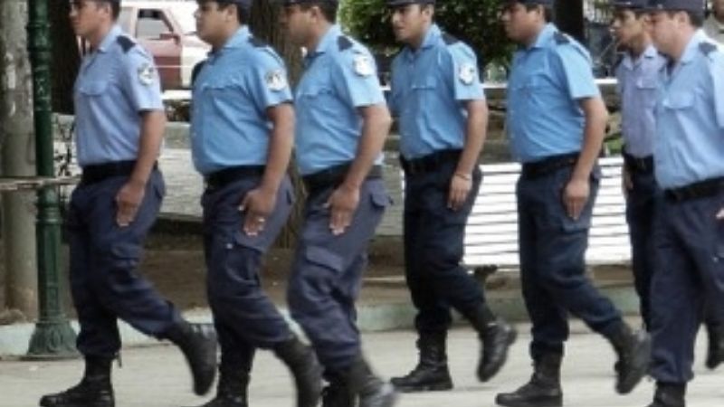 Aumento a policías retirados