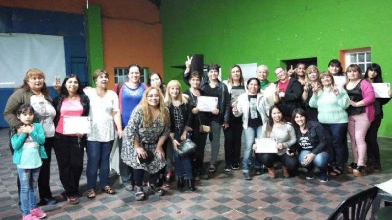 Día de la Mujer: Charla y reconocimientos en Club Unión