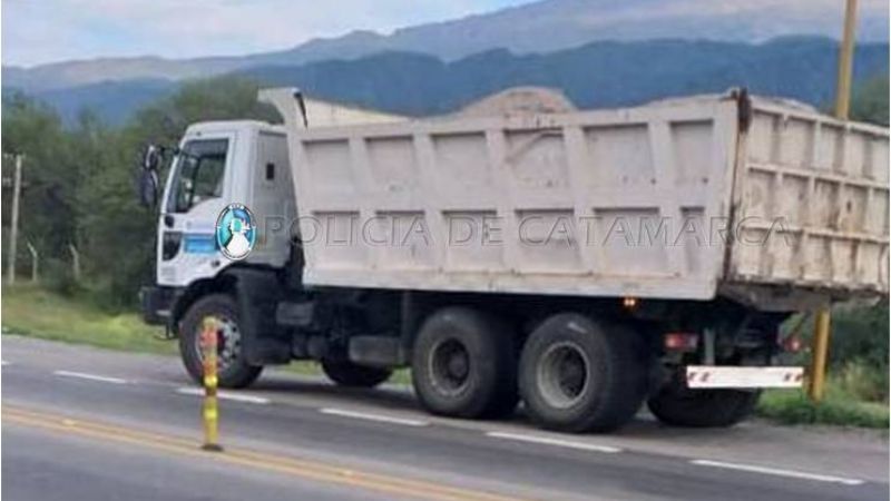Secuestran 155 vehículos en puestos camineros