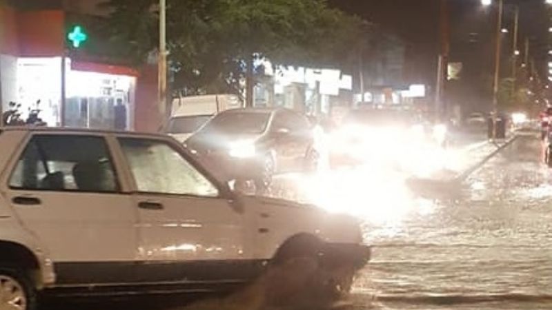 Lluvia torrencial causó problemas en el Valle Central