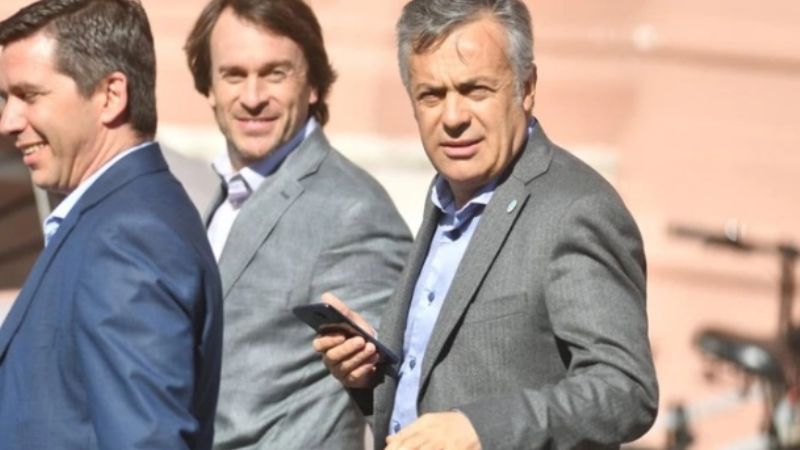 Macri escuchó propuestas de gobernadores radicales y anunciará medidas