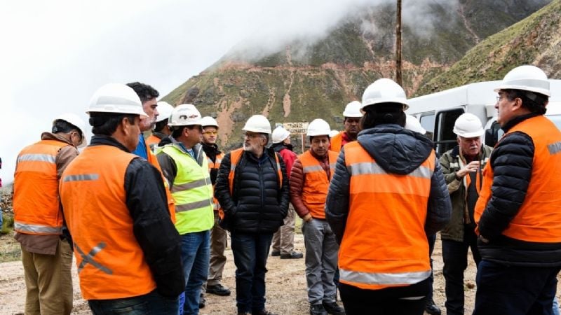 Senadores recorrieron el proyecto minero Agua Rica