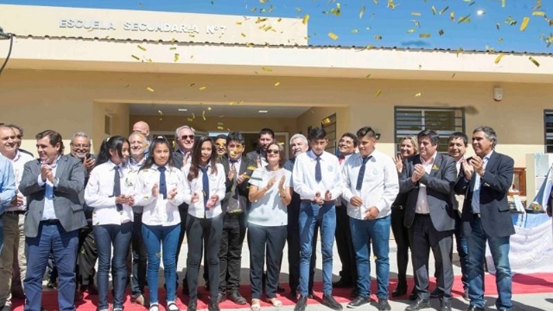 Corpacci inauguró nuevo edificio de la Escuela Secundaria Rural de la Ciénaga