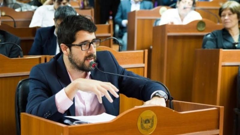 Invitan a Monti a ponerse del lado de los catamarqueños