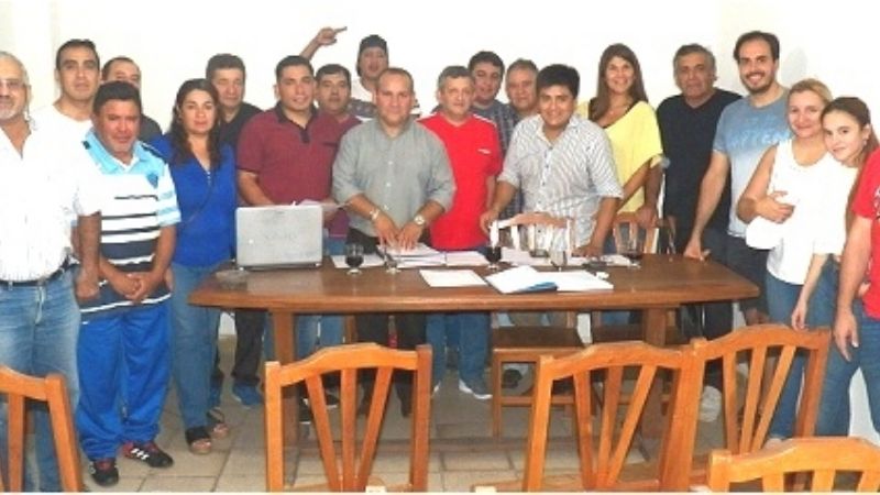 Alberto Leiva fue reelegido en la Federación de Boxeo