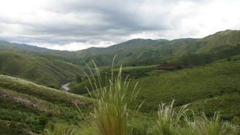 Iniciaron un operativo para rescatar a dos personas en Ambato