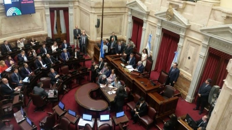 El Senado aprobó que empresas aporten a las campañas pero prohibió a los sindicatos