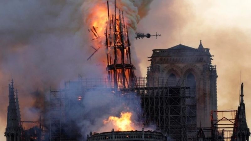 Revelaron la posible causa del incendio en la Catedral de Notre Dame