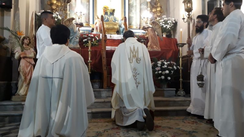 Celebración de la Última Cena a los pies de la Madre del Valle