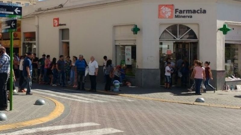 Robó en una farmacia del centro y lo atraparon a las dos cuadras