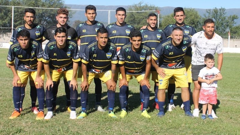 Social Rojas en el “tiro del final” y “la Villa” con los “pibes”