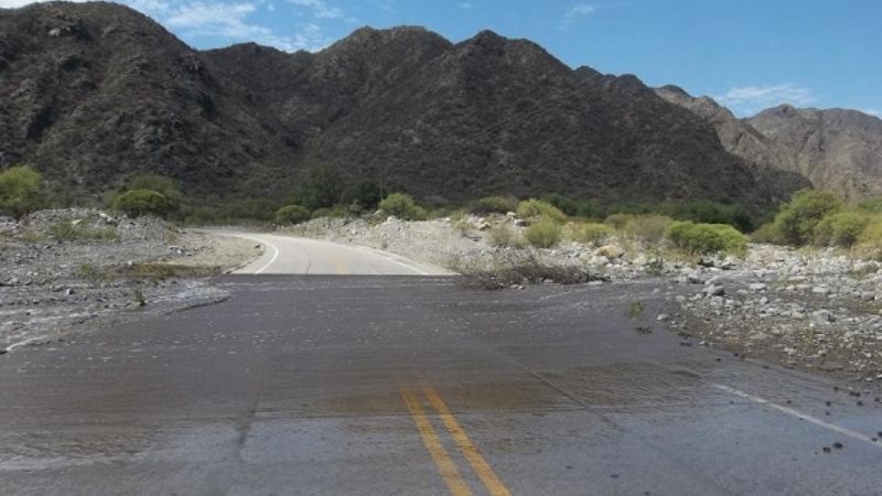 Piden extremar cuidados al cruzar badenes