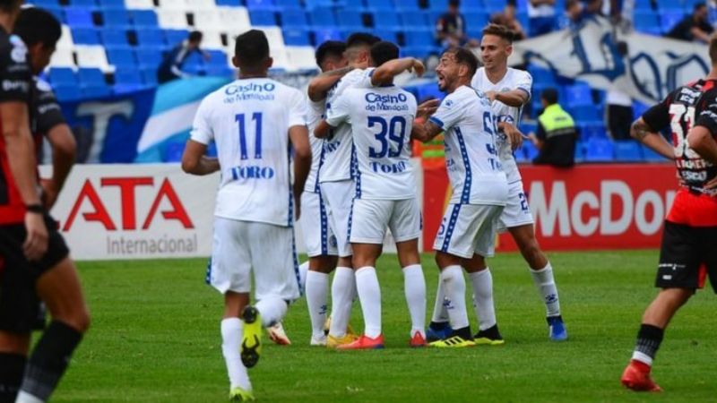 Godoy Cruz y Patronato quieren ser rival de Boca en la Copa de la Superliga