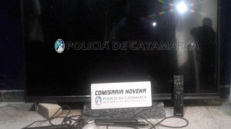 Entraron a robar a una casa y minutos después encontraron al ladrón