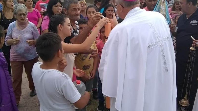 El Obispo vivió la Semana Santa en la parroquia Virgen del Valle de Icaño