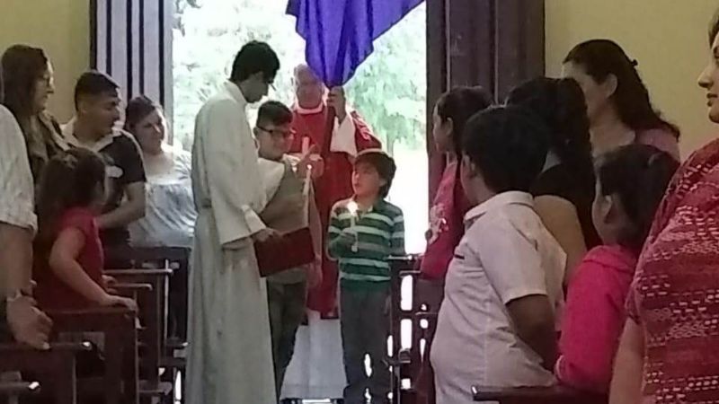 El Obispo vivió la Semana Santa en la parroquia Virgen del Valle de Icaño