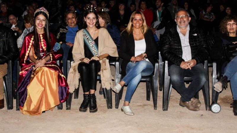 El senador Solá Jais en la "Cosecha de Luna Llena" en Fiambalá