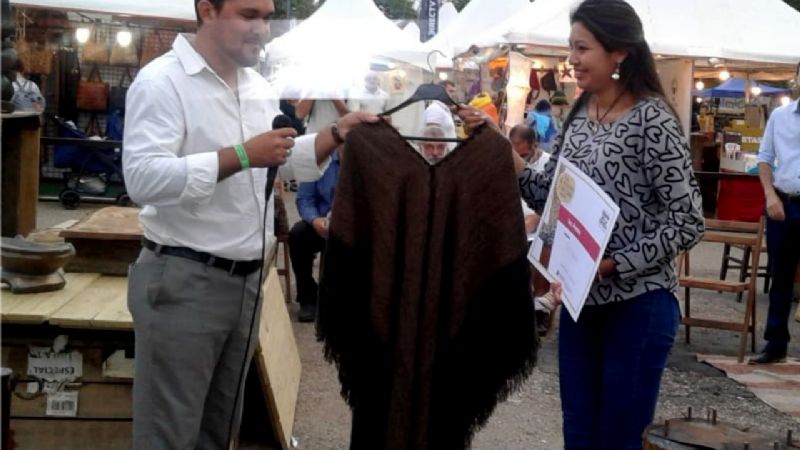 Artesana catamarqueña premiada en Uruguay
