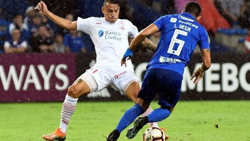 Huracán obligado a ganar, ante Emelec de Ecuador