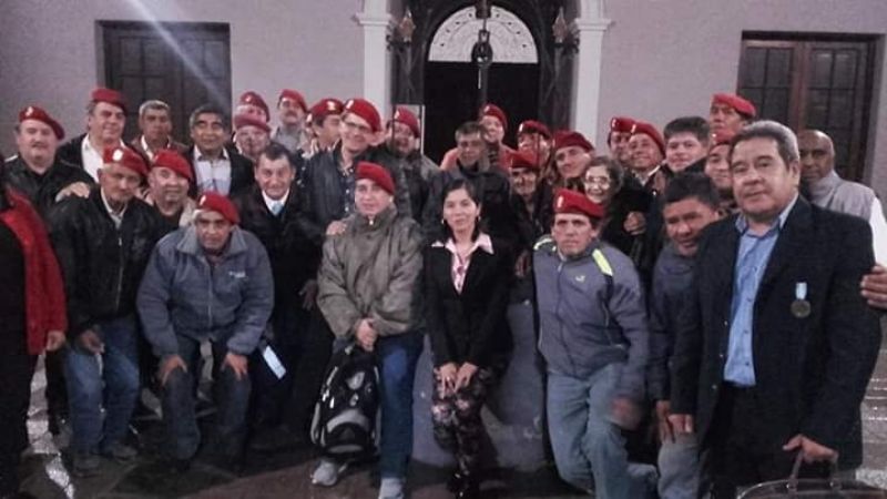 Ex combatiente perdió su boina y pide ayuda para recuperarla