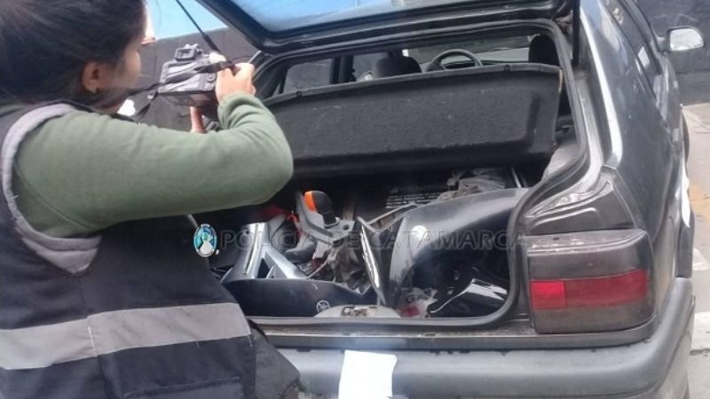 Detienen a dos personas que ofrecían motopartes robadas en Facebook