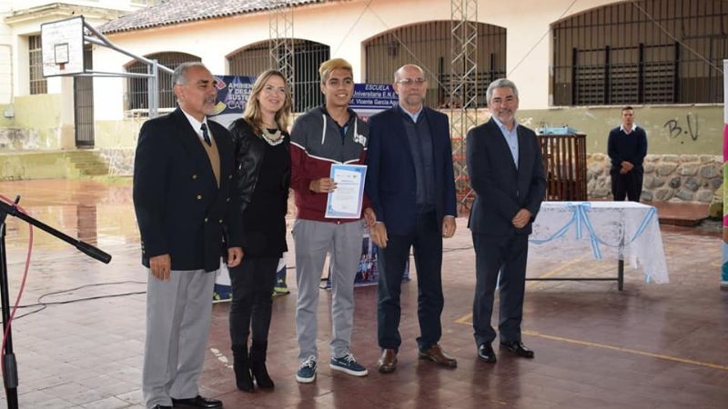 Alumnos catamarqueños premiados en innovación educativa