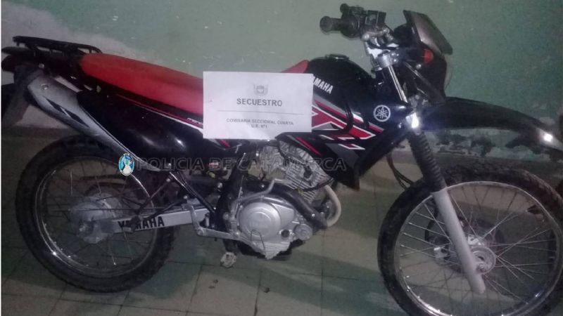 Robaron cuatro motos del corralón y las escondieron en un canal