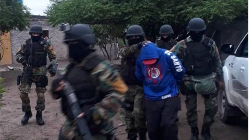 Desbaratan un punto de venta de drogas en el barrio Eva Perón