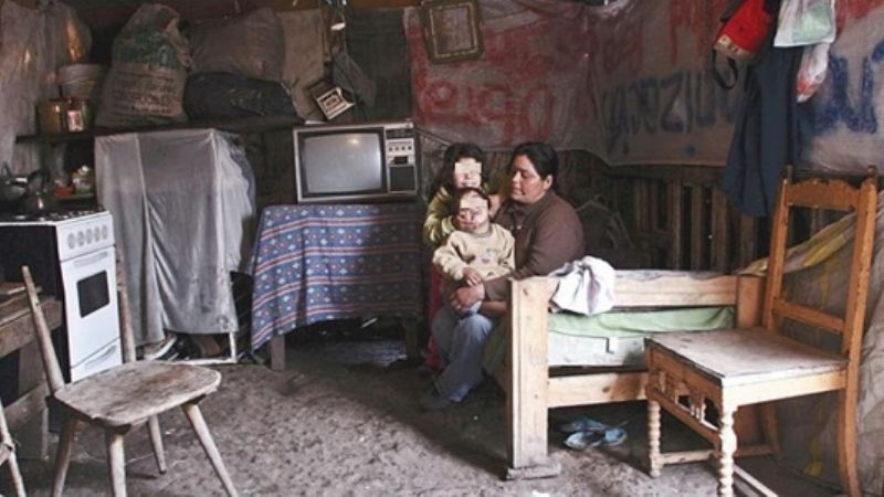 Una familia necesitó $28.751 en marzo para no caer en la pobreza