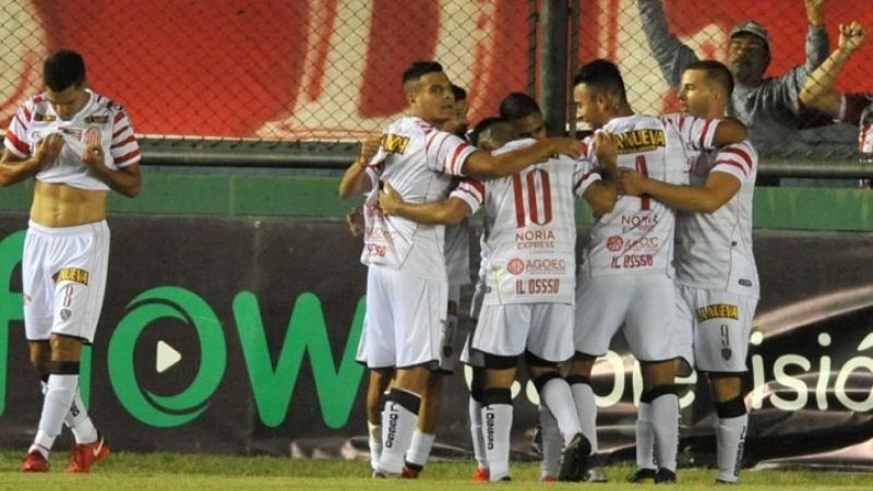 Barracas Central del “Chiqui” Tapia eliminó a Unión