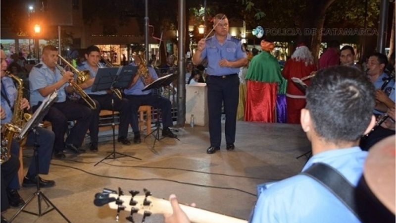 Banda de Música de la Policía y Nico Romero homenajearán a la Virgen
