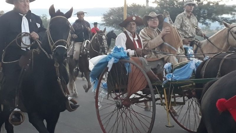 Multitudinaria muestra de fe y tradición de  hombres y mujeres del campo a la Virgen