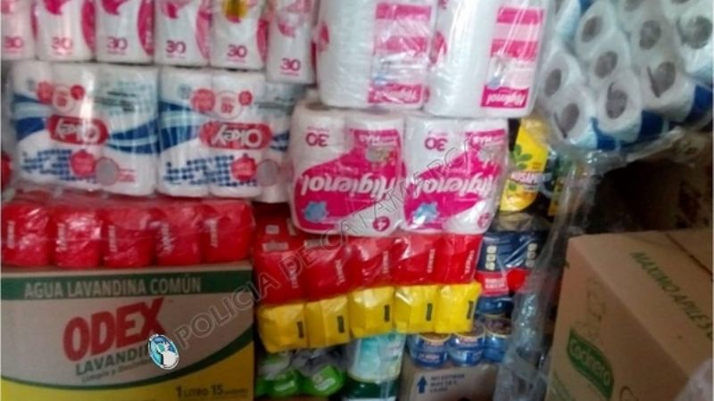 Secuestran carbón y alimentos en un control